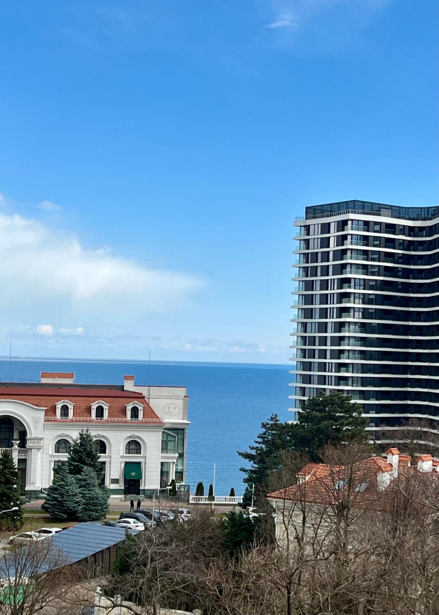 Спальня-Студия С Видом На Море И Парк Odesa Exterior photo